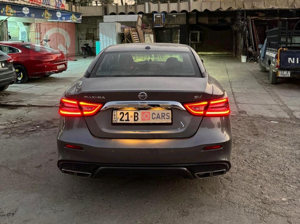 نيسان ماكسيما